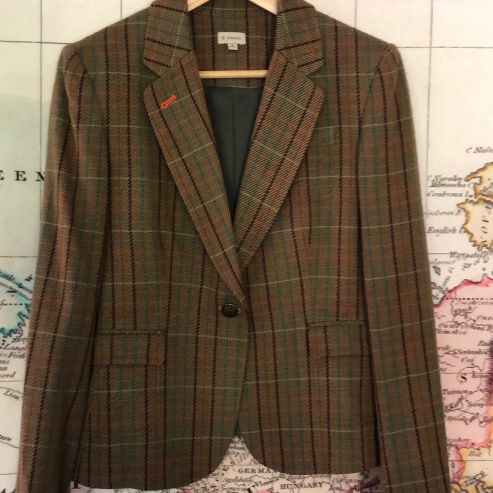 Gorgeous plaid blazer, worn once